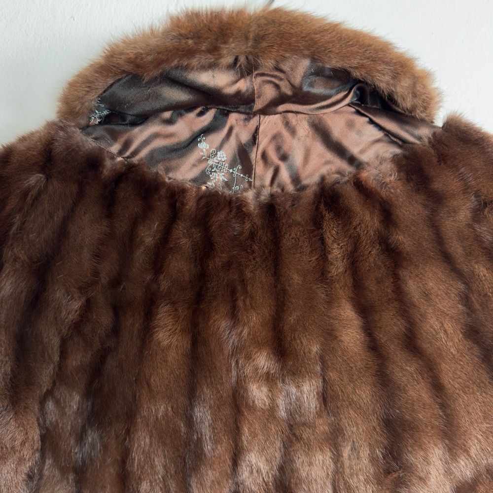 Vintage Brown 60s Leakas Furriers Dayton Mink Fur Shawl Cape Capelet - Picture 8 of 12